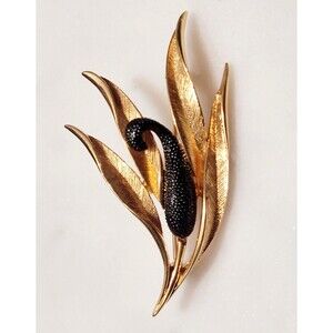 Monet Willow Leaves Brooch Gold Tone With Black Enamel